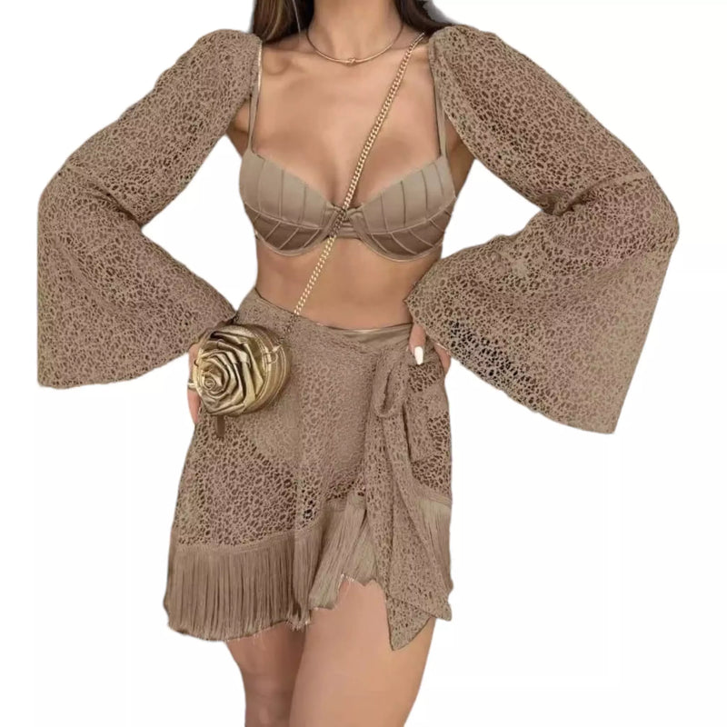 Conjunto Praia Elegance Biquíni e Saída Renda