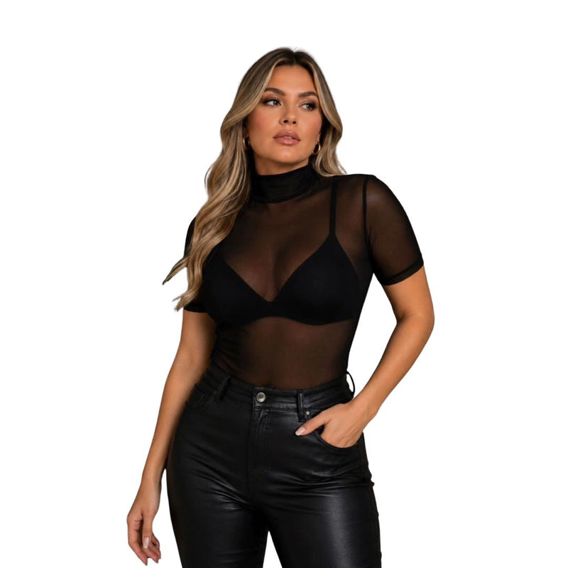 Blusa de Renda e Blues de Tule