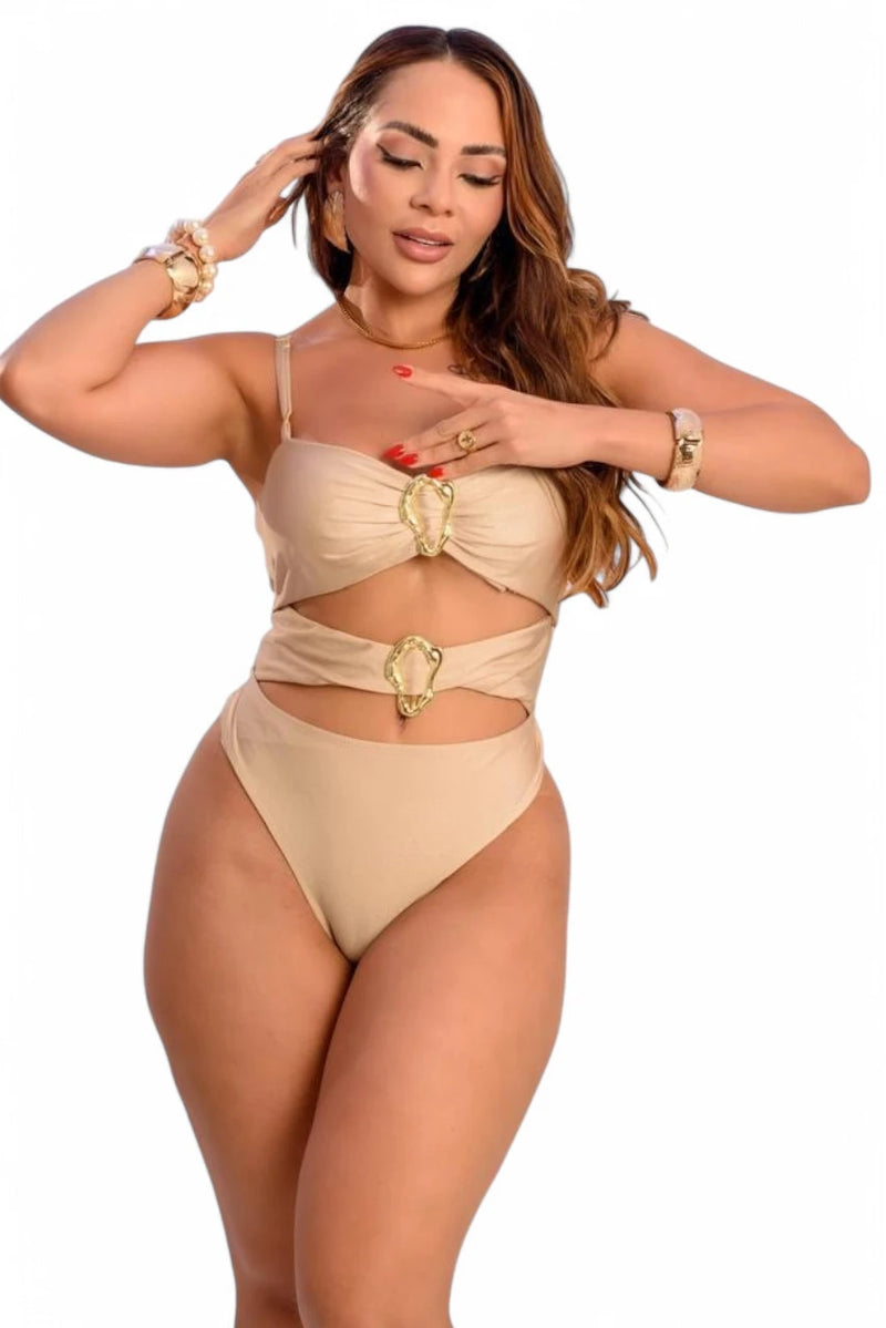 Maiô Feminino com Fivela e Recortes